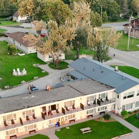 Lakeside Inn Орілья Екстер'єр фото