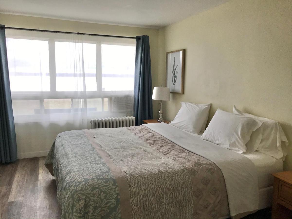 Lakeside Inn Орілья Екстер'єр фото