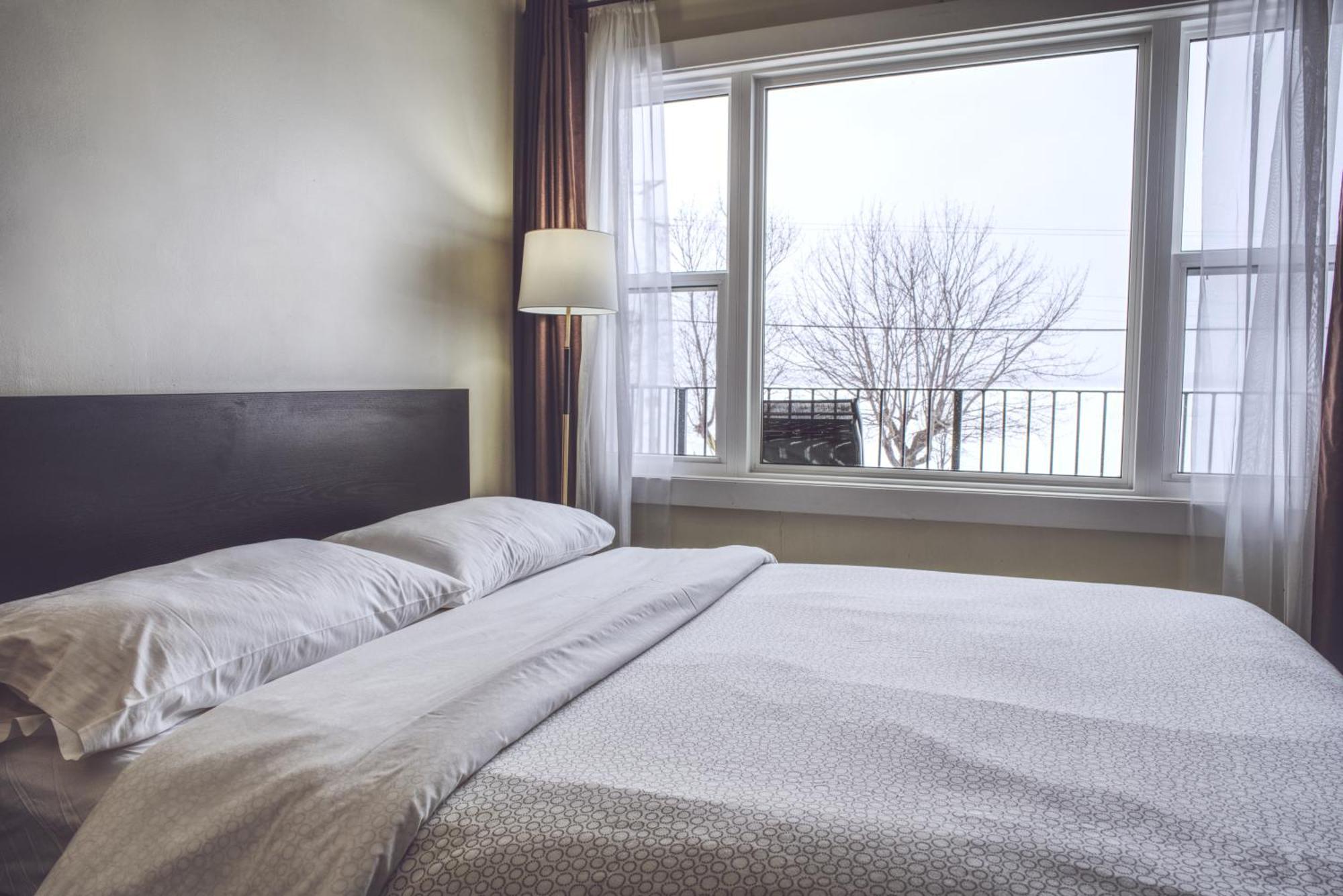 Lakeside Inn Орілья Екстер'єр фото