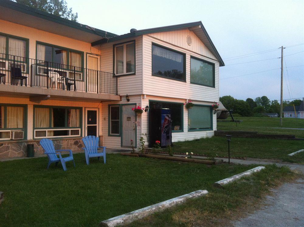 Lakeside Inn Орілья Екстер'єр фото